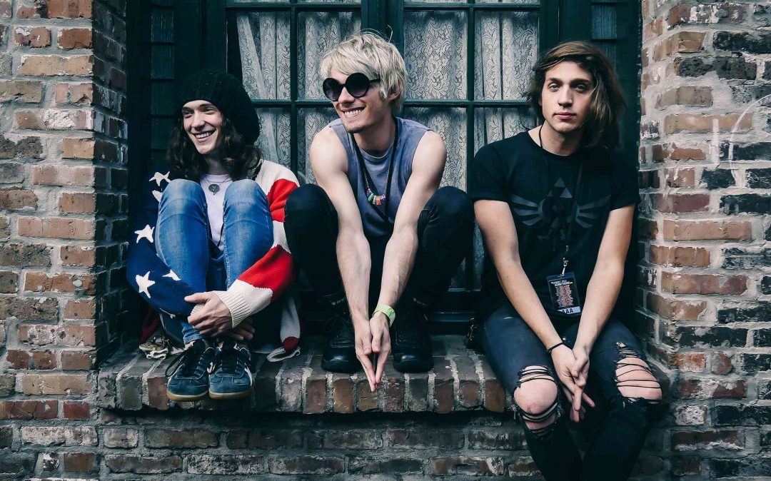 Waterparks anuncian nuevo álbum titulado “FANDOM”