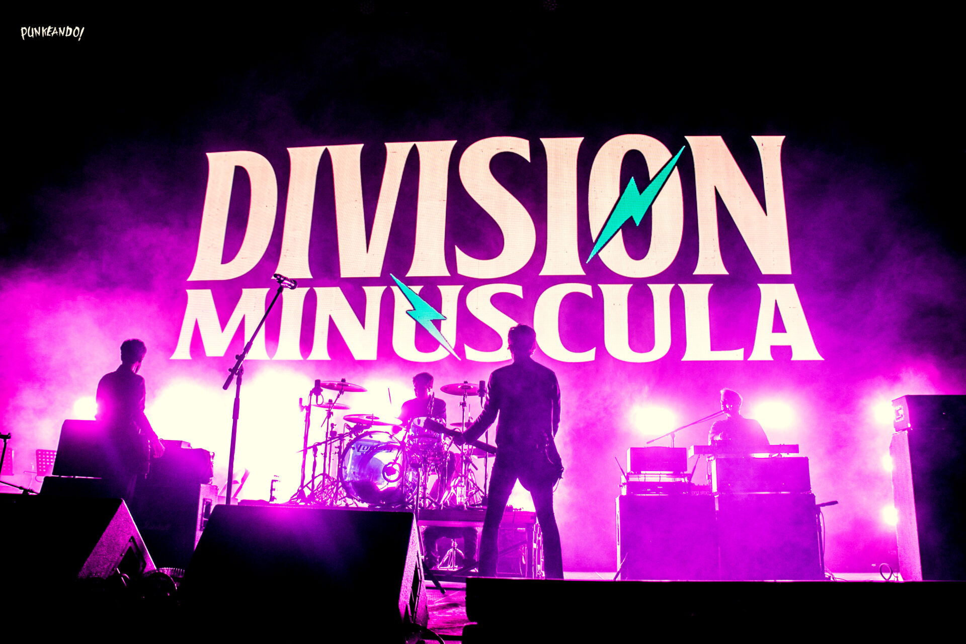 Division Minuscula en el Palacio de los Deportes