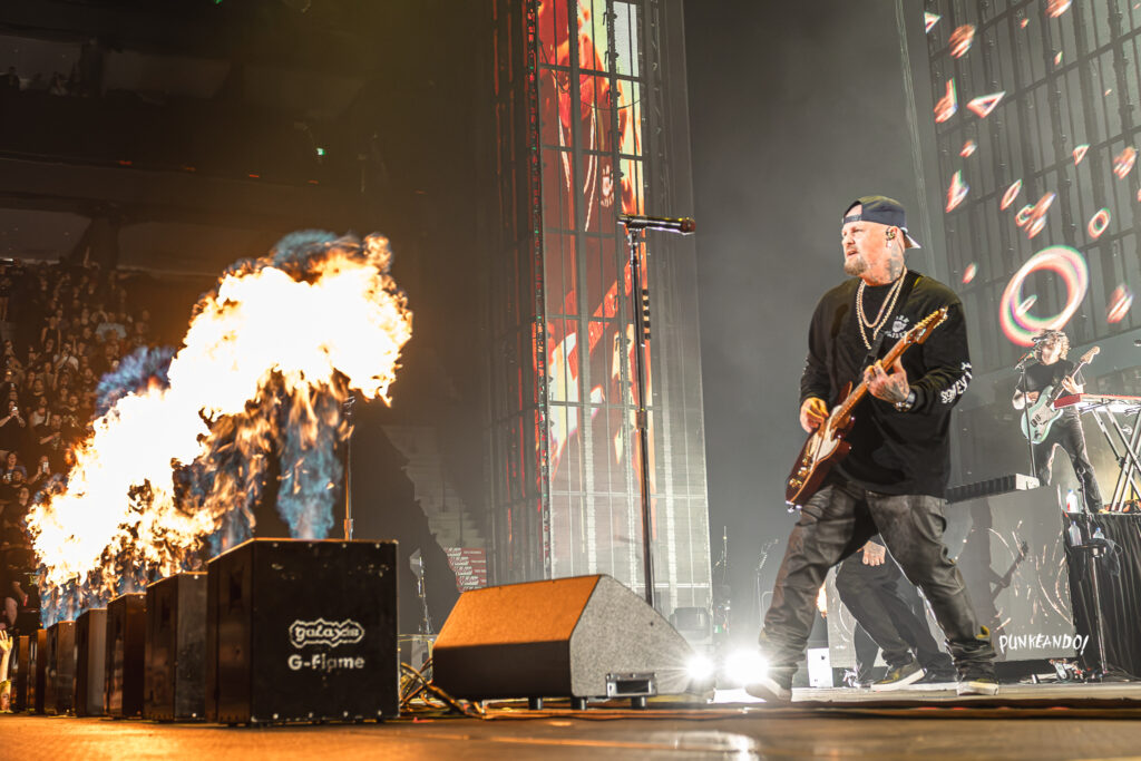 Good Charlotte- Centre Bell -01
