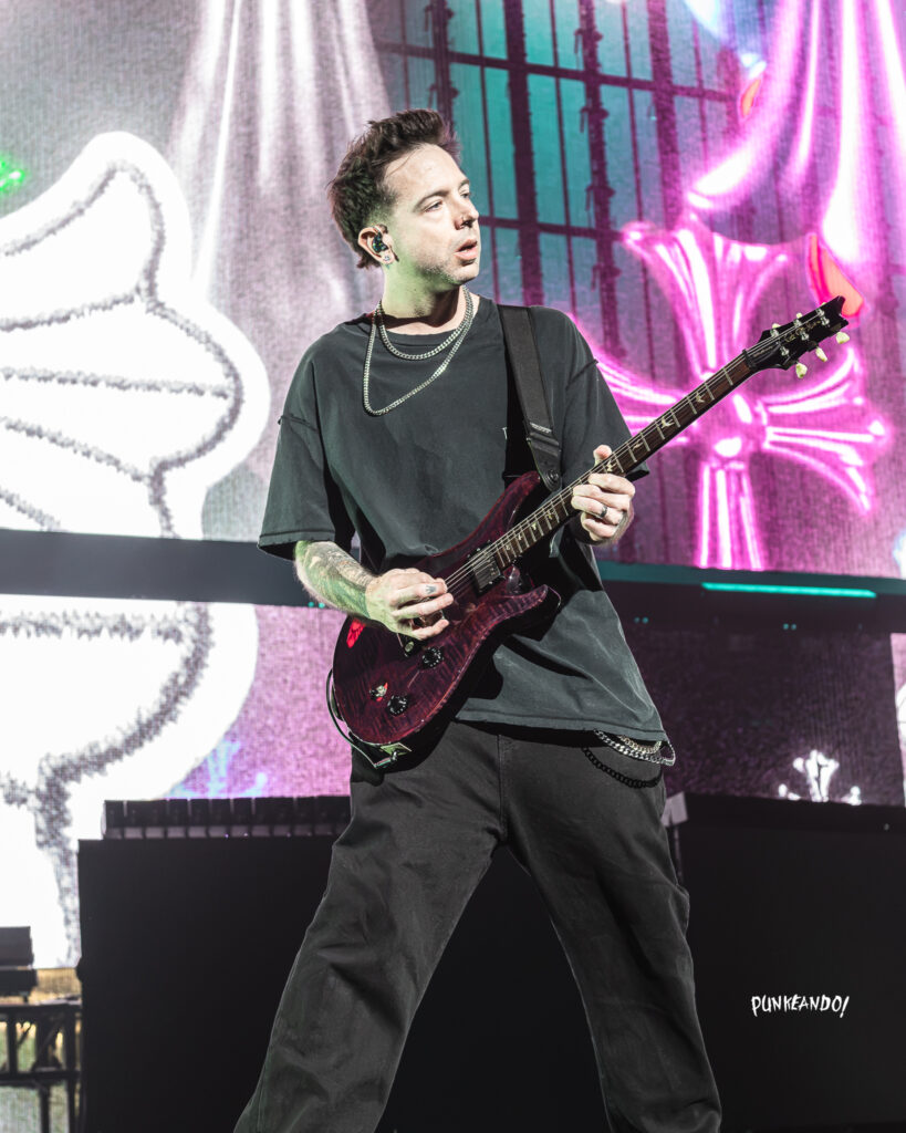 Good Charlotte- Centre Bell -04