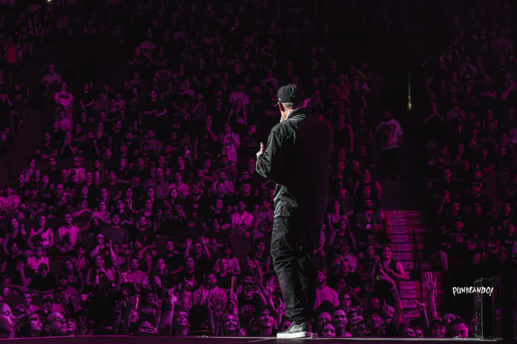 Good Charlotte- Centre Bell -01