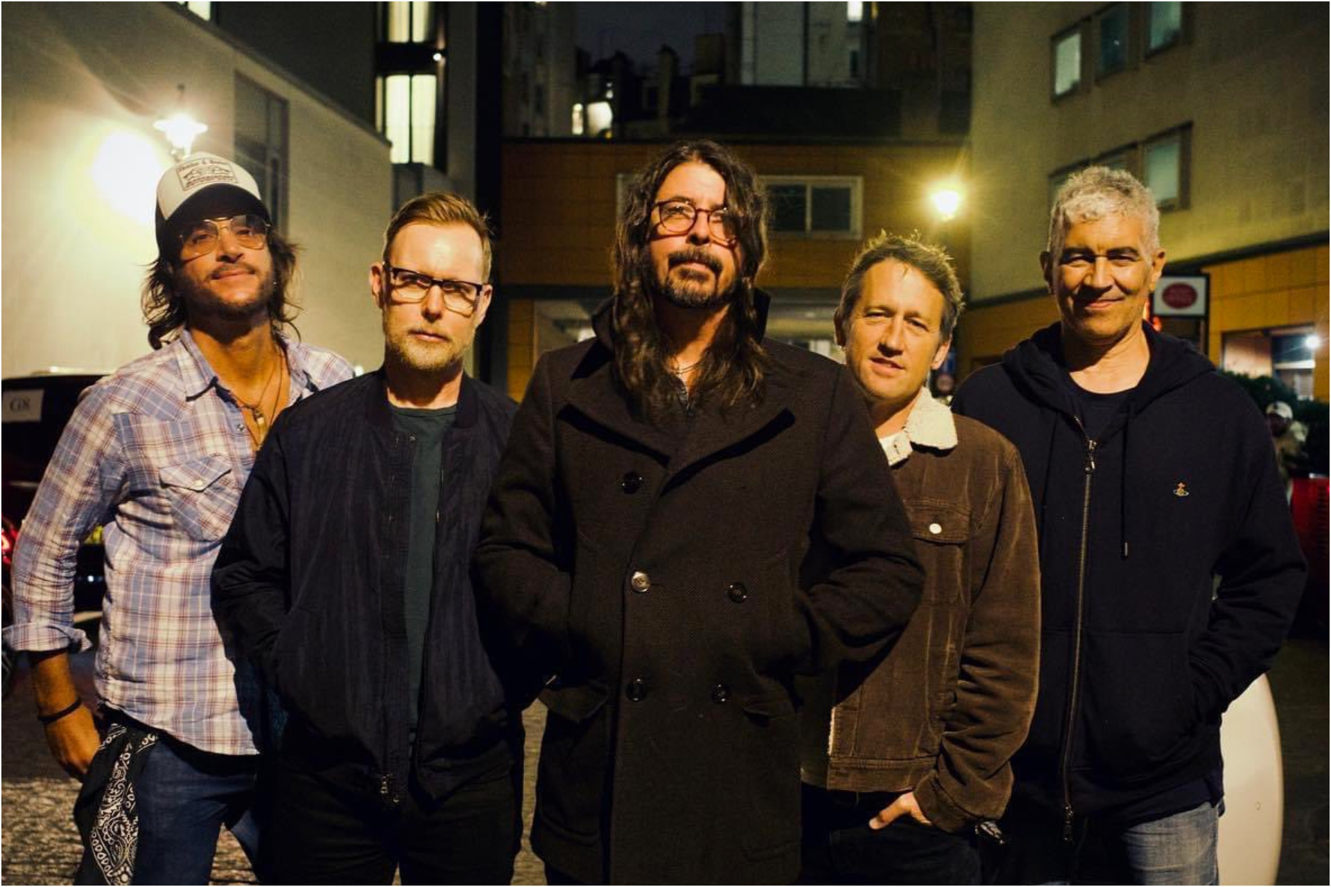Foo Fighters anuncia su primer álbum de estudio desde la muerte de su baterista: ‘But Here We Are’