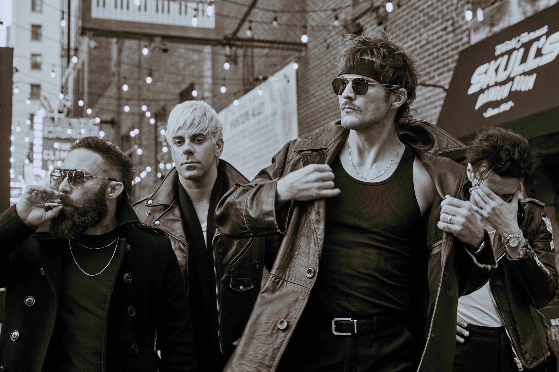 Boys Like Girls anuncia su nuevo álbum “Sunday At Foxwoods” y estrena el sencillo “CRY”