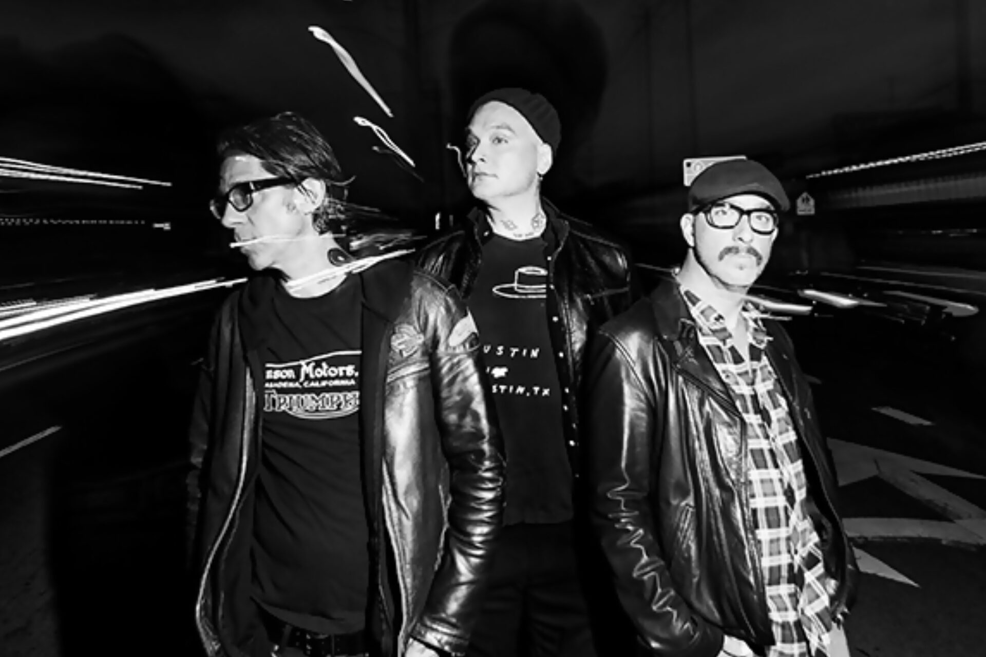 Alkaline Trio revela su lado más crudo en ‘Versions Of You’, avance de su próximo álbum