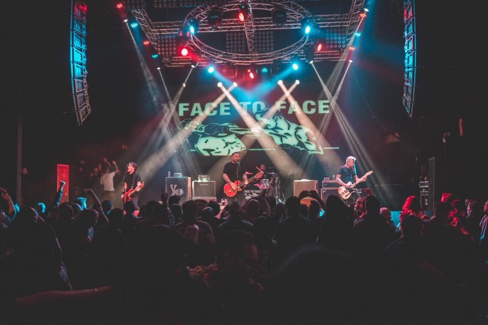 Face To Face ha anunciado un disco en vivo como parte de la serie “Live In A Dive” de Fat Wreck Chords